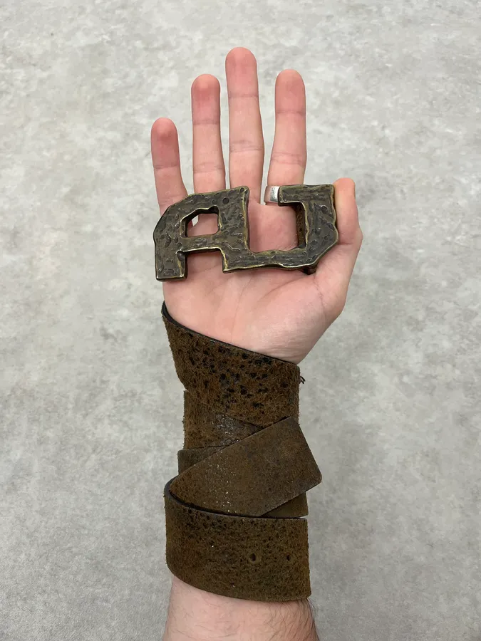 Thumb 2