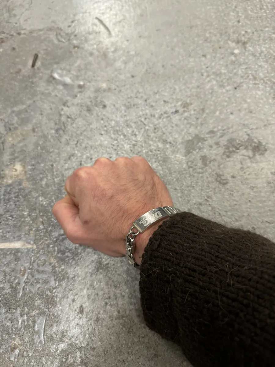Thumb 2