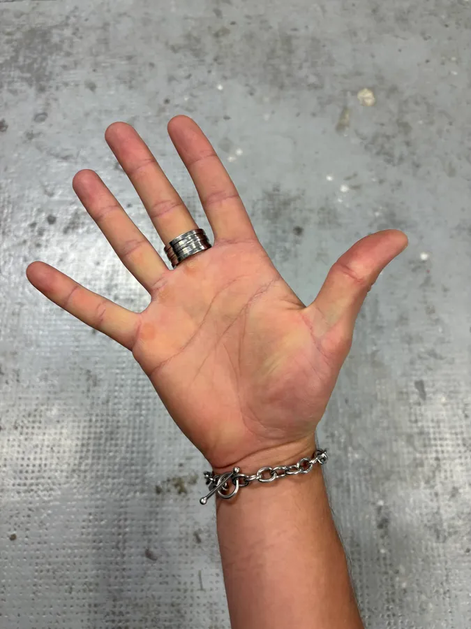 Thumb 2