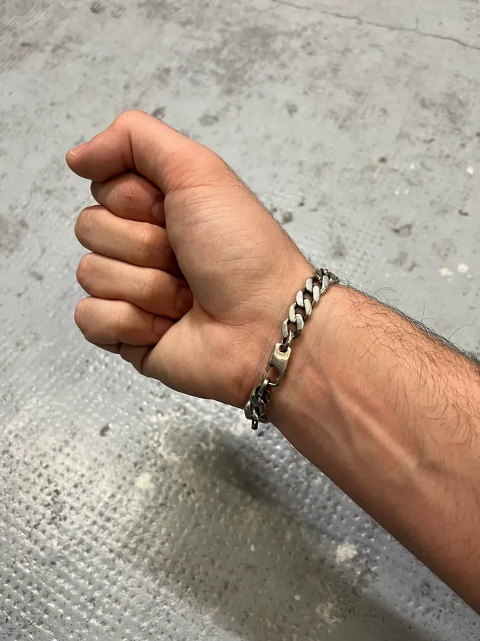 Thumb 3
