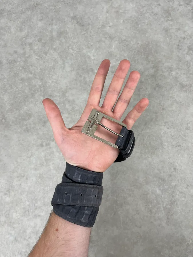 Thumb 2