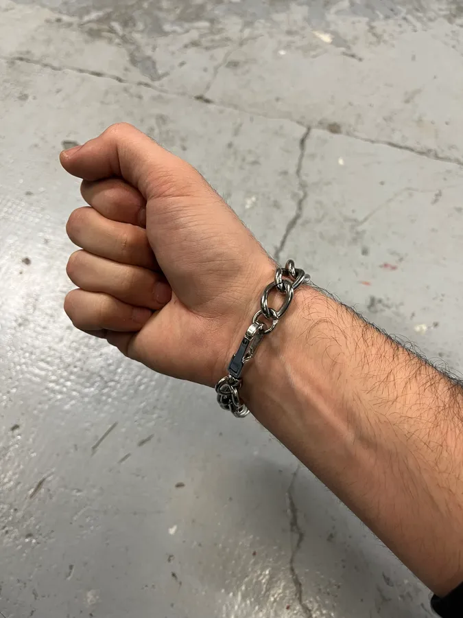 Thumb 2