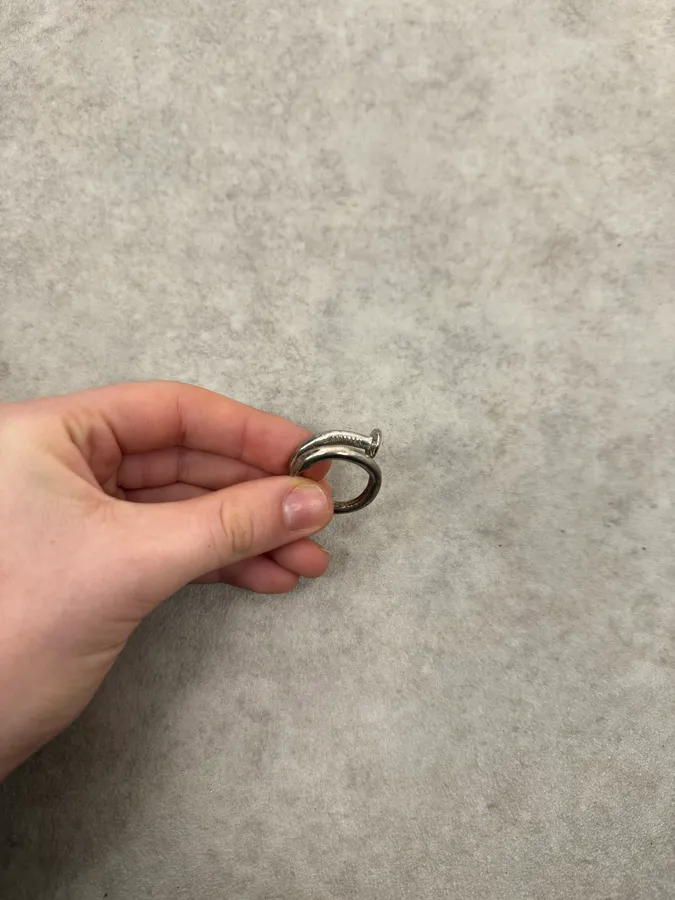Thumb 4